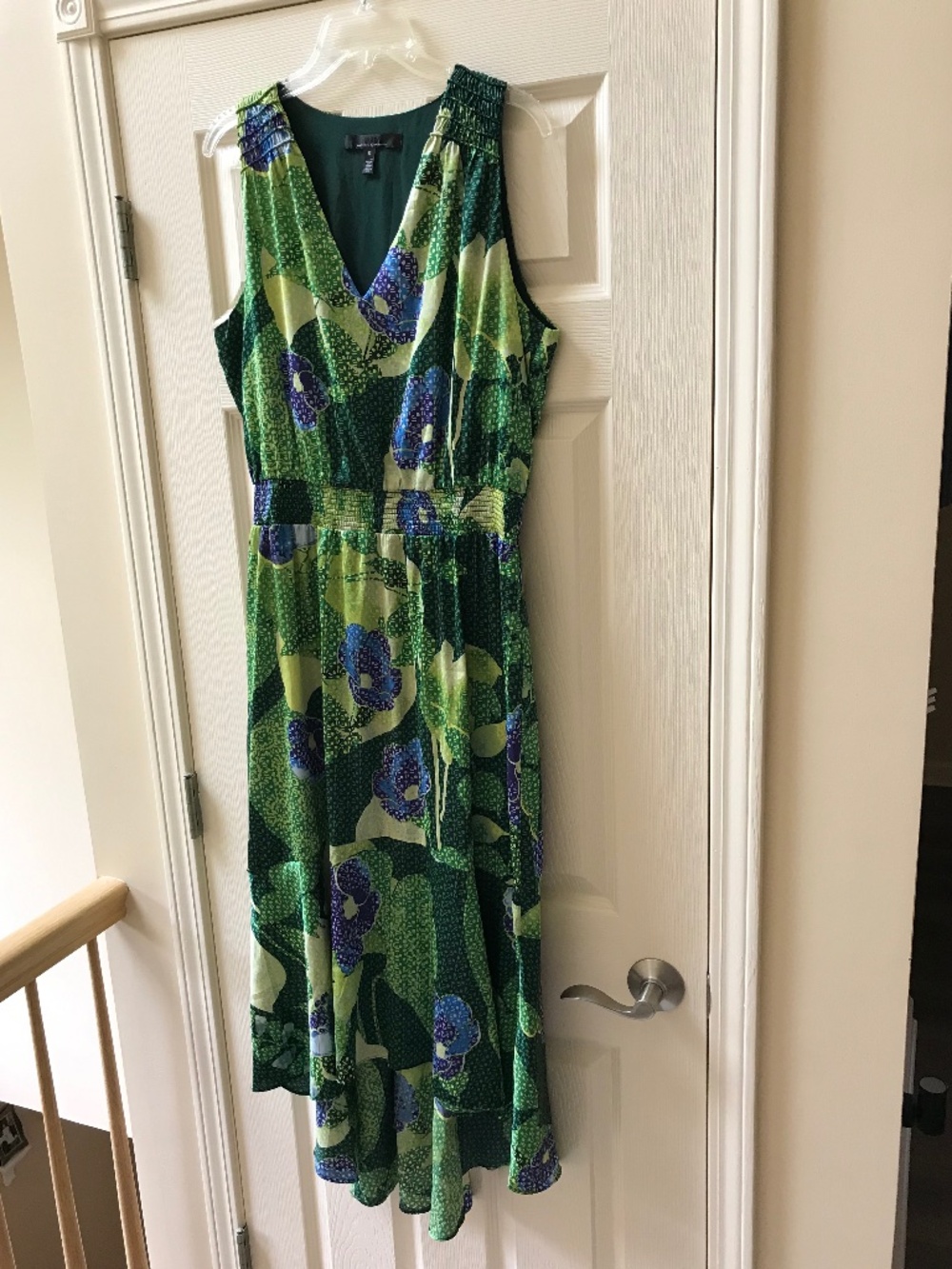 WHBM SLEEVELESS DRESS